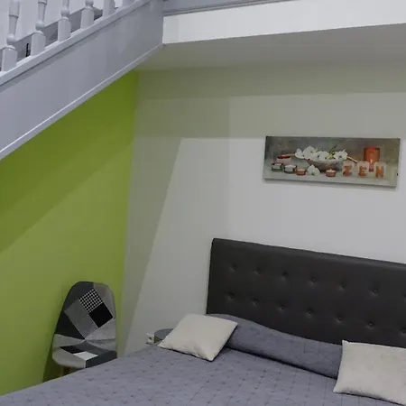 Logis Des Granges Hotel 3*