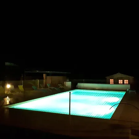 Logis Des Granges 3* Arles