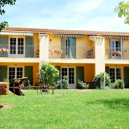 Hotel Logis Des Granges 3*