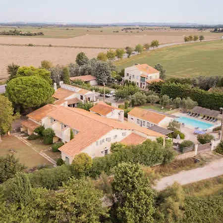 Logis Des Granges 3* Arlés