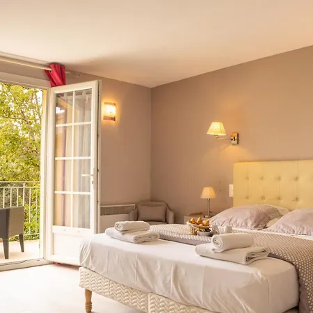 Hotel Logis Des Granges 3*