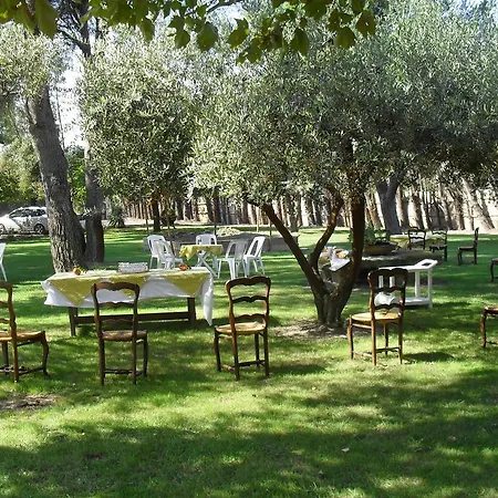 Logis Des Granges Hotel 3*