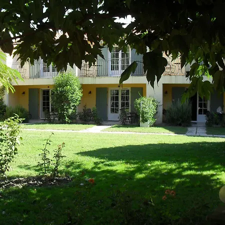 Hotel Logis Des Granges 3*